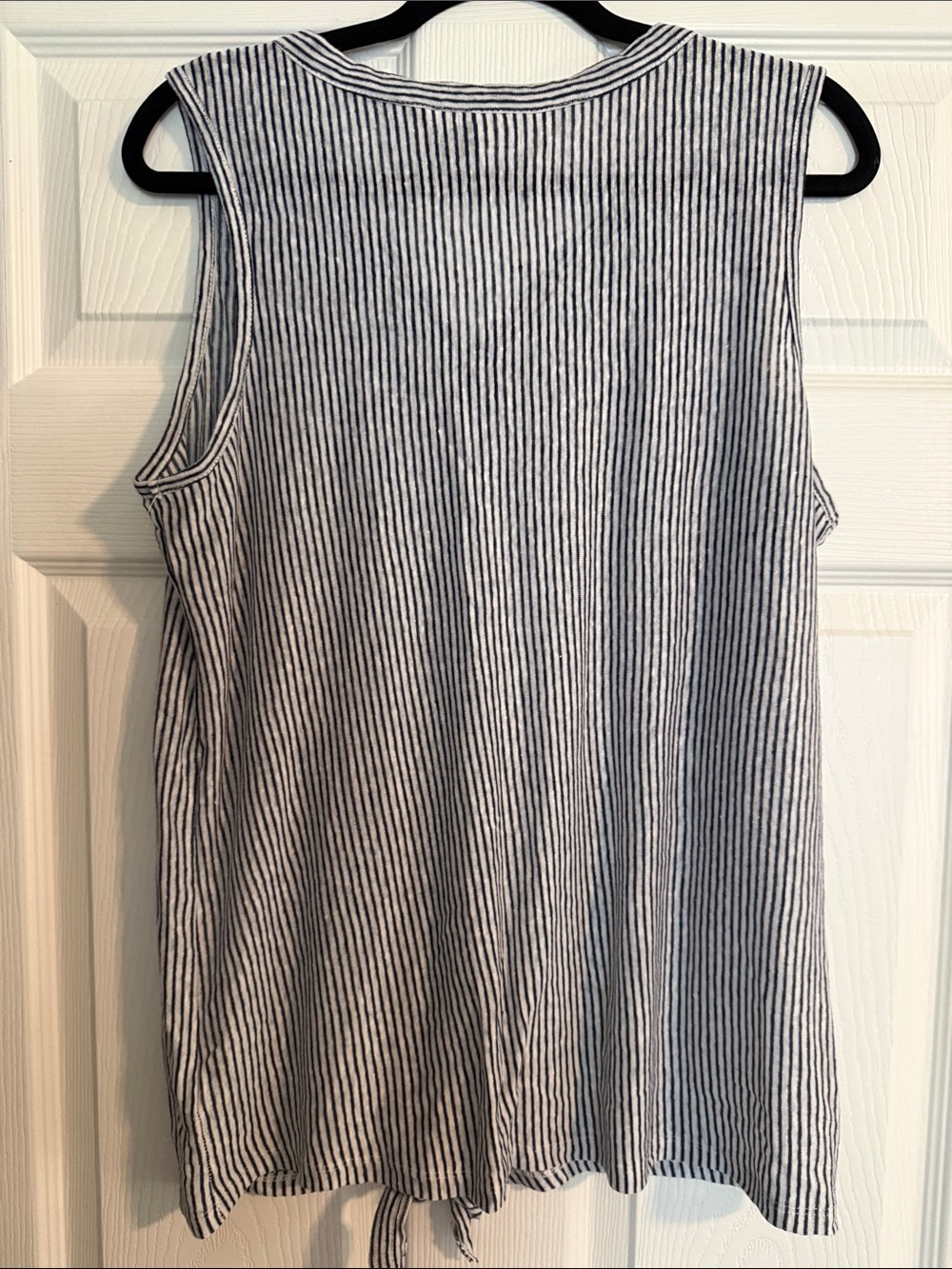 Rachel Zoe Navy and White Striped Sleeveless Button-Front Tie Top - Picture 4 of 5
